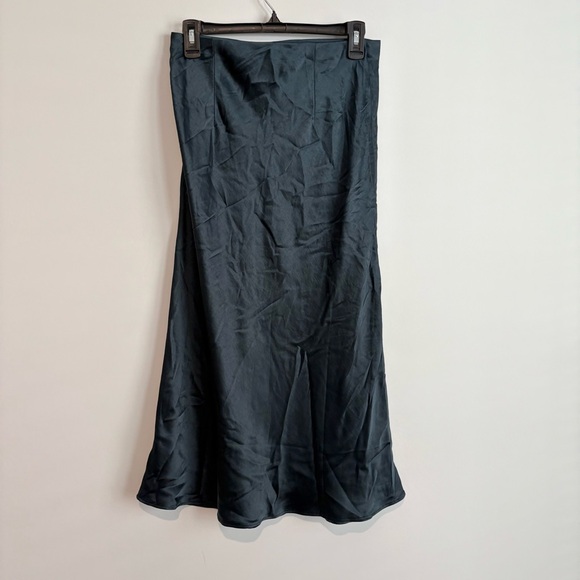 Madewell Satin Midi Slip‎ Skirt Smoky Spruce Green size 4 - Picture 3 of 5